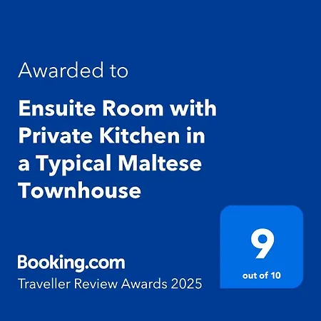 Homestay Ensuite With Private Kitchen In A Typical Maltese Townhouse